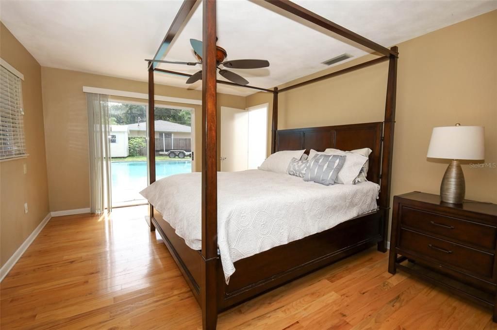 Active With Contract: $469,000 (3 beds, 2 baths, 1730 Square Feet)