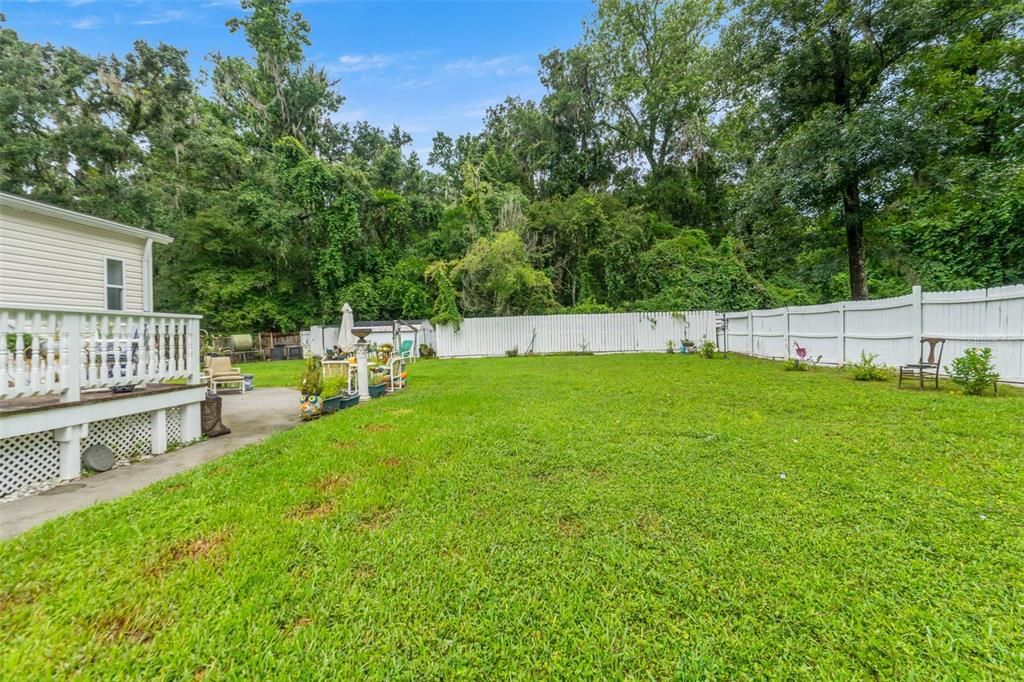 合同活跃: $230,000 (3 贝兹, 2 浴室, 1512 平方英尺)