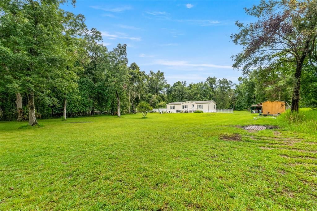 合同活跃: $230,000 (3 贝兹, 2 浴室, 1512 平方英尺)