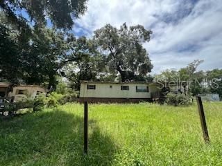 For Sale: $85,000 (2 beds, 1 baths, 672 Square Feet)