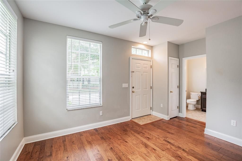 En Renta: $5,750 (3 camas, 2 baños, 1452 Pies cuadrados)