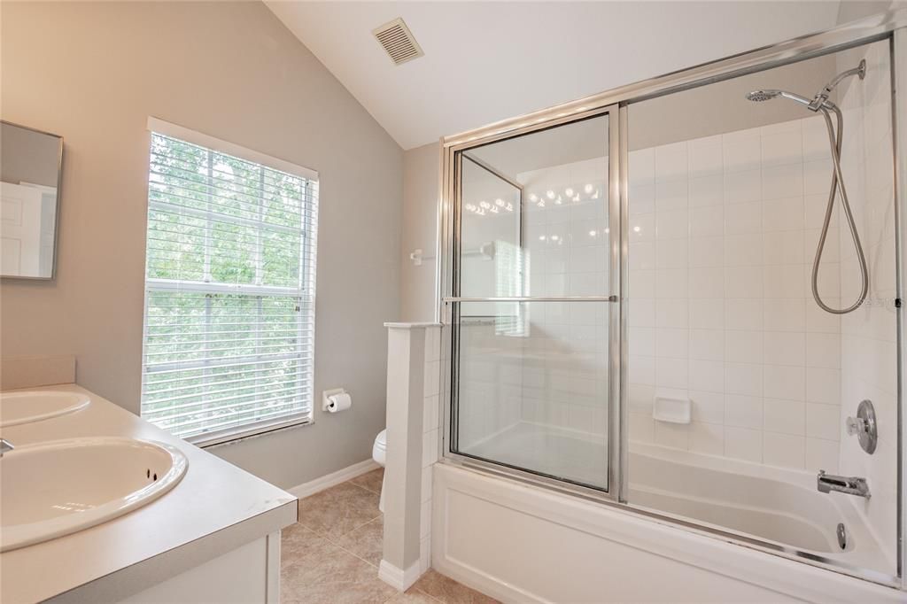 En Renta: $5,750 (3 camas, 2 baños, 1452 Pies cuadrados)