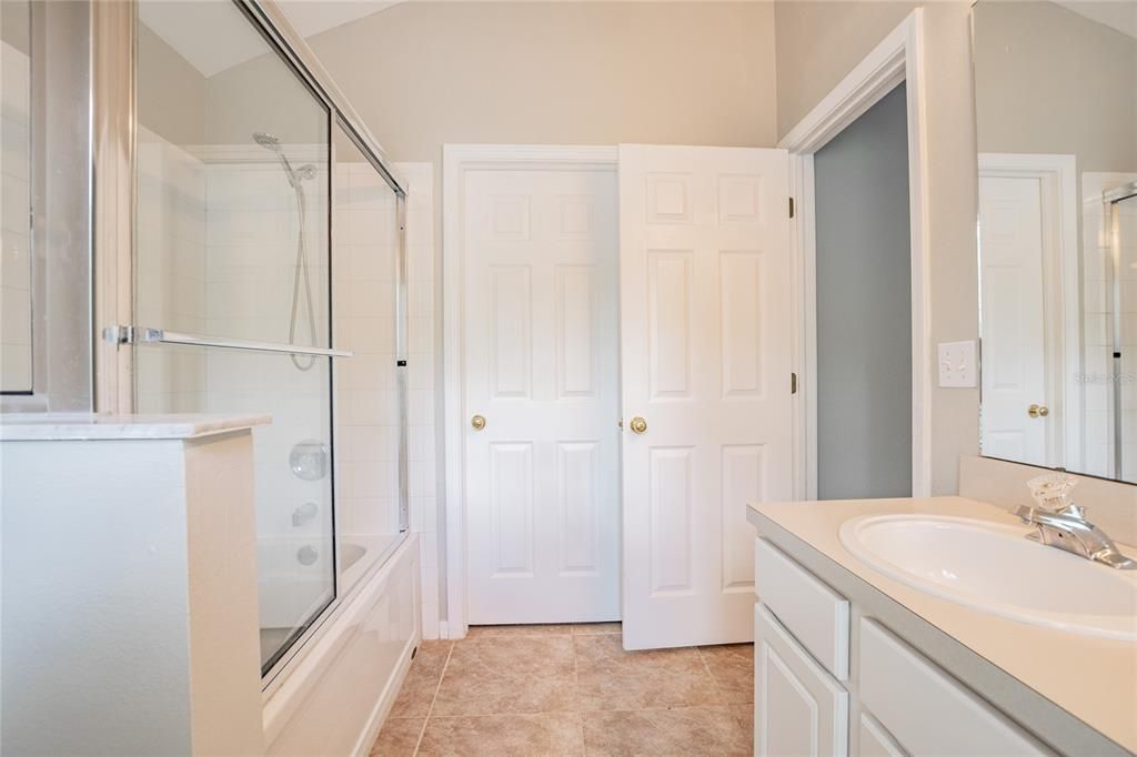 En Renta: $5,750 (3 camas, 2 baños, 1452 Pies cuadrados)