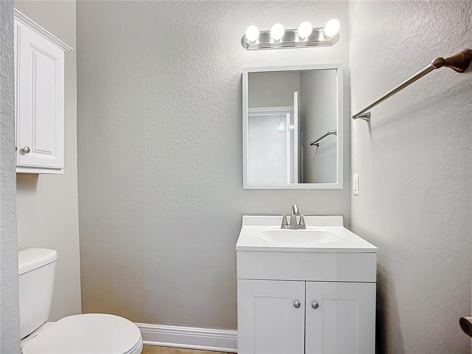 For Sale: $447,000 (6 beds, 3 baths, 2752 Square Feet)