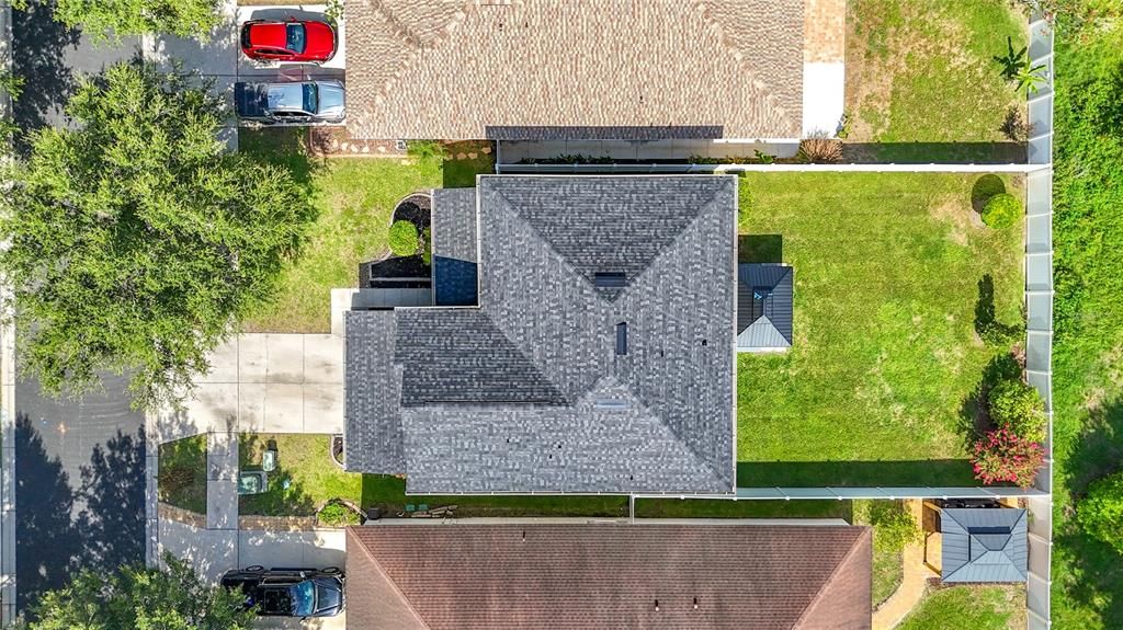 For Sale: $447,000 (6 beds, 3 baths, 2752 Square Feet)