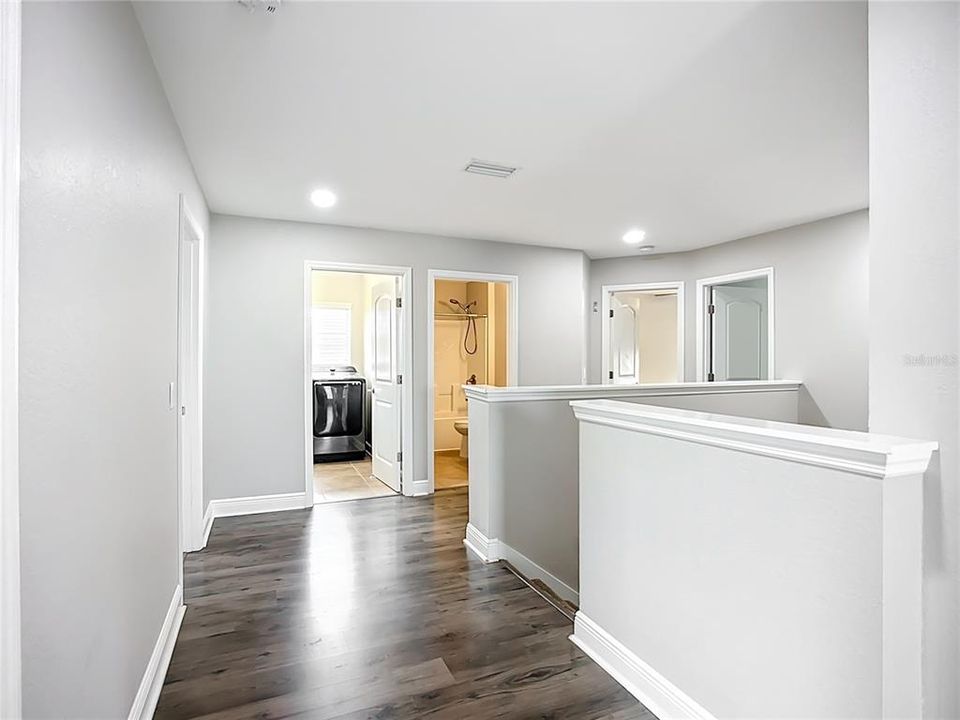 For Sale: $447,000 (6 beds, 3 baths, 2752 Square Feet)