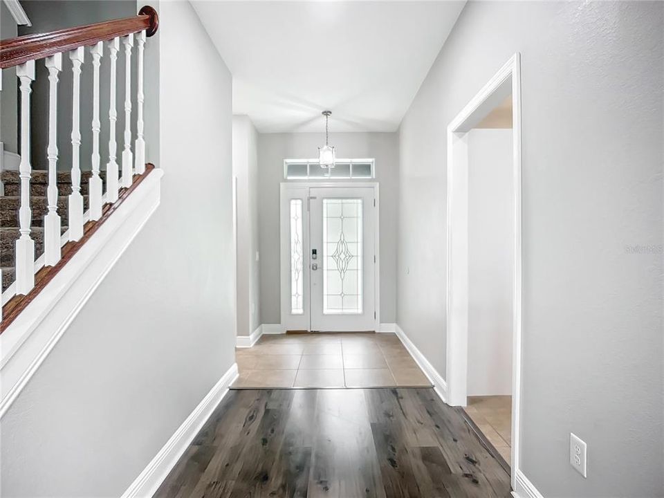 For Sale: $447,000 (6 beds, 3 baths, 2752 Square Feet)
