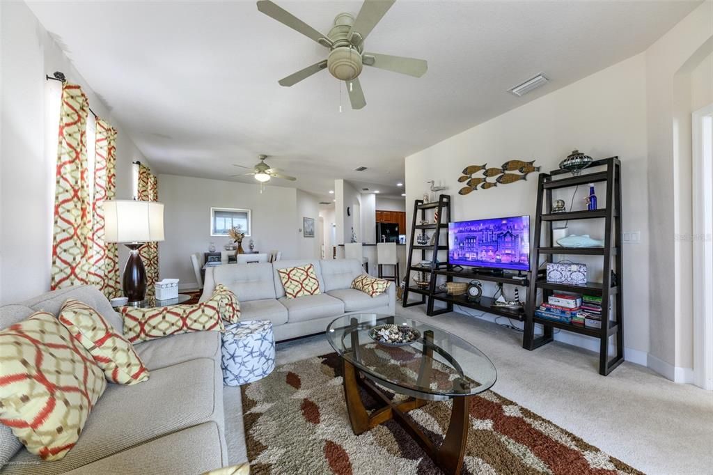 For Rent: $3,500 (3 beds, 2 baths, 1644 Square Feet)