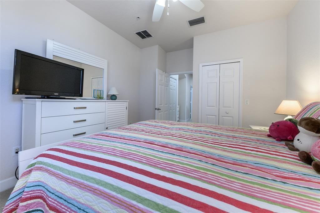 For Rent: $3,500 (3 beds, 2 baths, 1644 Square Feet)