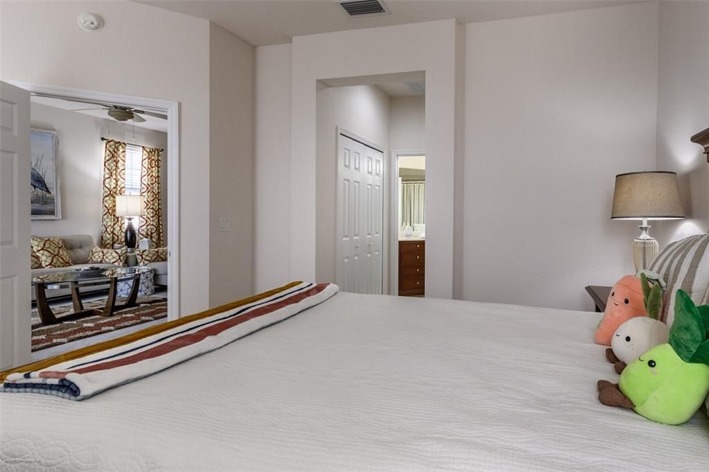 For Rent: $3,500 (3 beds, 2 baths, 1644 Square Feet)