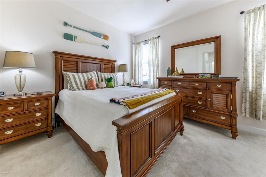 For Rent: $3,500 (3 beds, 2 baths, 1644 Square Feet)