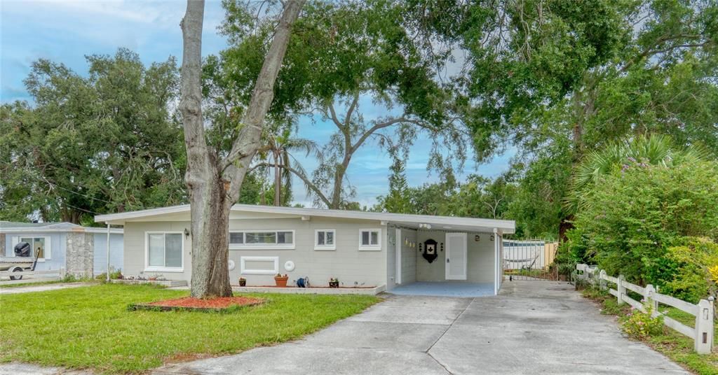 最近租的: $2,400 (3 贝兹, 2 浴室, 1707 平方英尺)