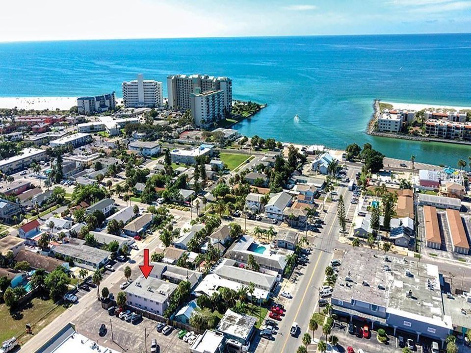 最近租的: $1,800 (1 贝兹, 1 浴室, 570 平方英尺)