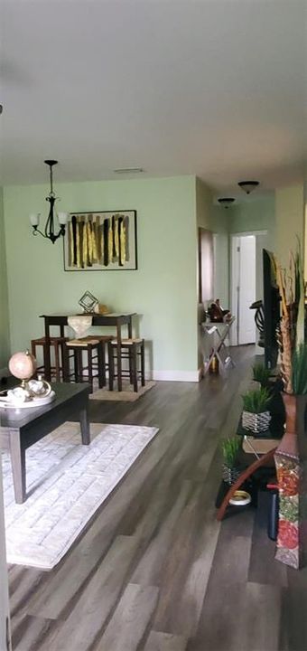 待售: $194,999 (3 贝兹, 2 浴室, 1151 平方英尺)