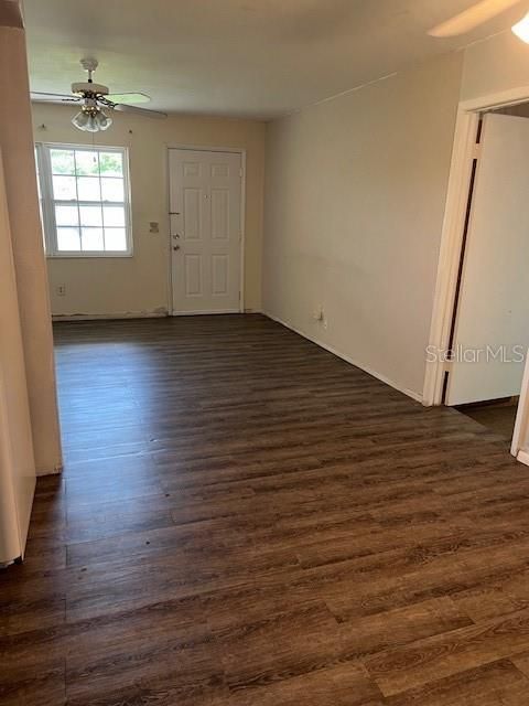 Active With Contract: $268,000 (3 beds, 2 baths, 1100 Square Feet)