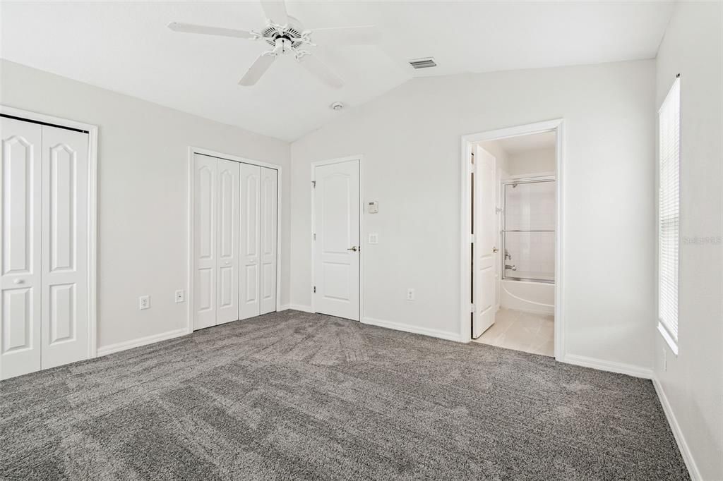 На продажу: $252,000 (4 спален, 3 ванн, 1576 Квадратных фут)