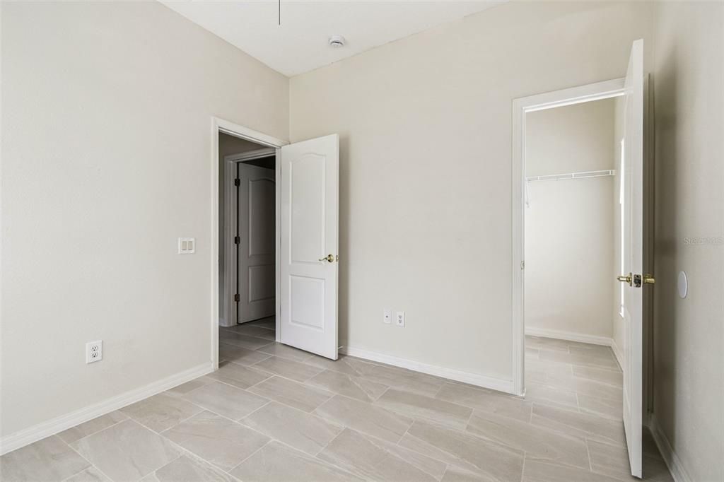 На продажу: $252,000 (4 спален, 3 ванн, 1576 Квадратных фут)