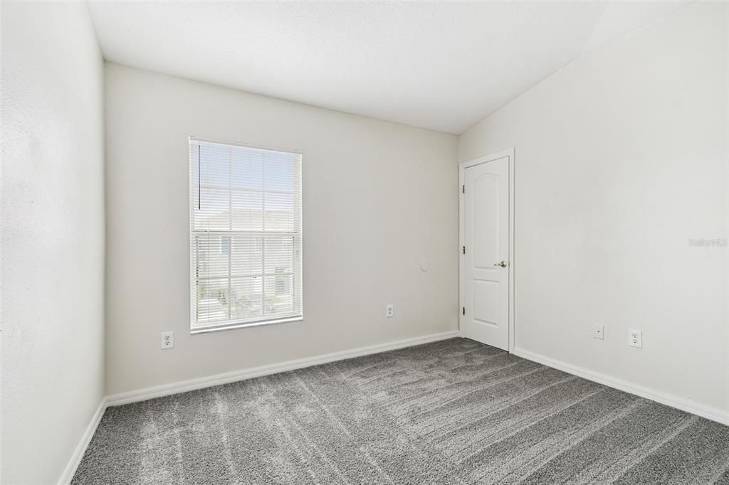 На продажу: $252,000 (4 спален, 3 ванн, 1576 Квадратных фут)