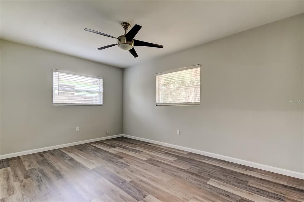 待售: $419,000 (3 贝兹, 2 浴室, 1258 平方英尺)