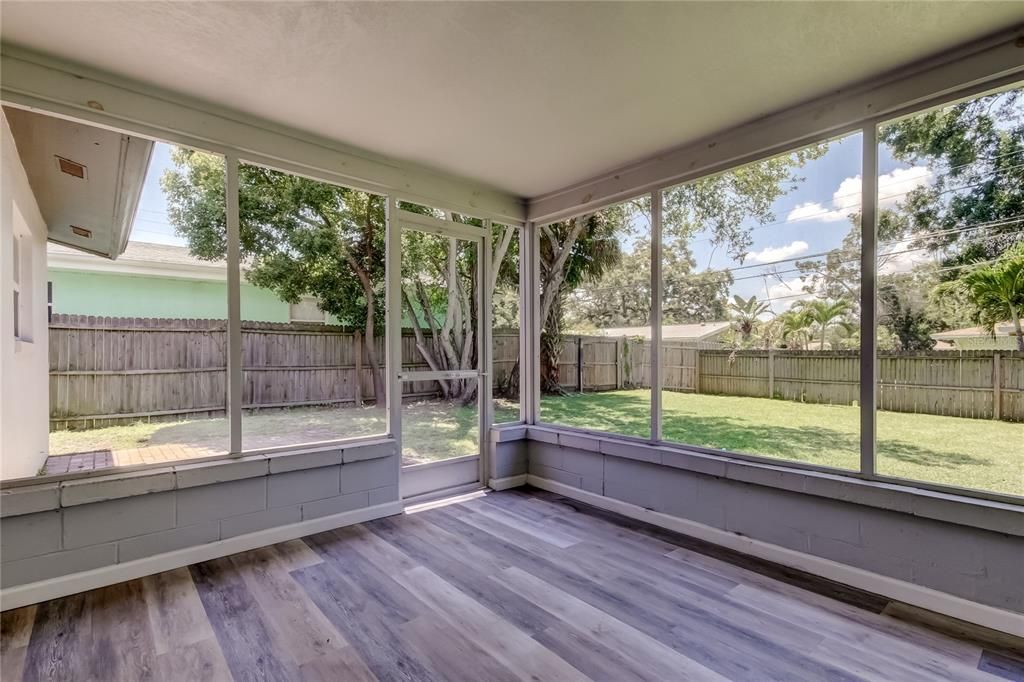 待售: $419,000 (3 贝兹, 2 浴室, 1258 平方英尺)