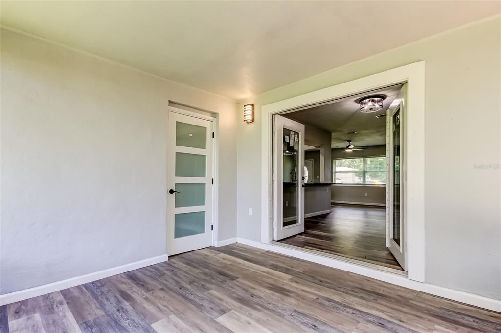 待售: $419,000 (3 贝兹, 2 浴室, 1258 平方英尺)