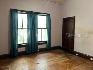 На продажу: $219,000 (2 спален, 1 ванн, 1080 Квадратных фут)