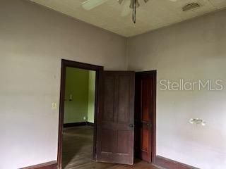 На продажу: $219,000 (2 спален, 1 ванн, 1080 Квадратных фут)