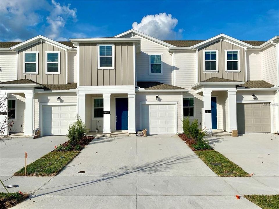 Recently Rented: $2,100 (3 beds, 2 baths, 1797 Square Feet)