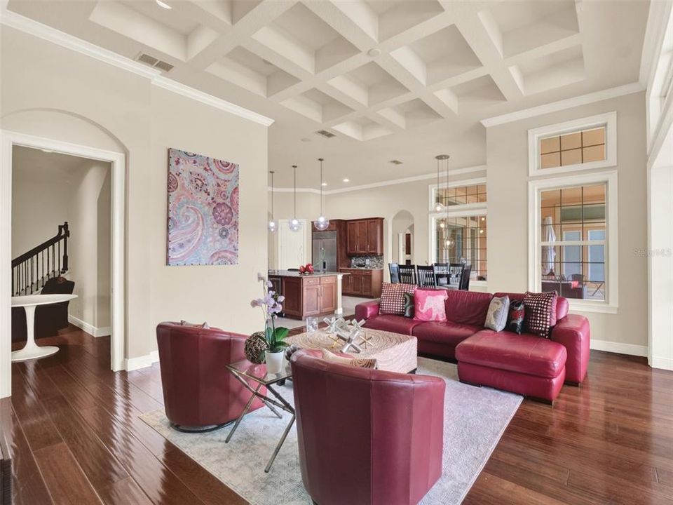 For Sale: $2,000,000 (5 beds, 5 baths, 5118 Square Feet)