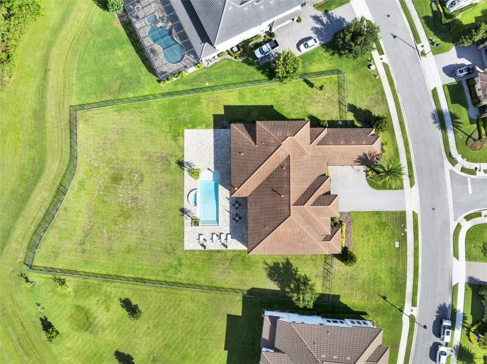 For Sale: $2,000,000 (5 beds, 5 baths, 5118 Square Feet)