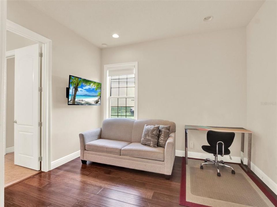 For Sale: $2,000,000 (5 beds, 5 baths, 5118 Square Feet)