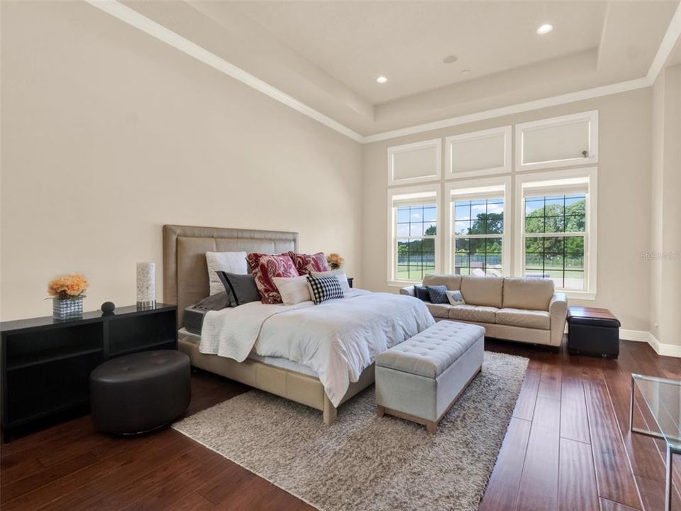 For Sale: $2,000,000 (5 beds, 5 baths, 5118 Square Feet)