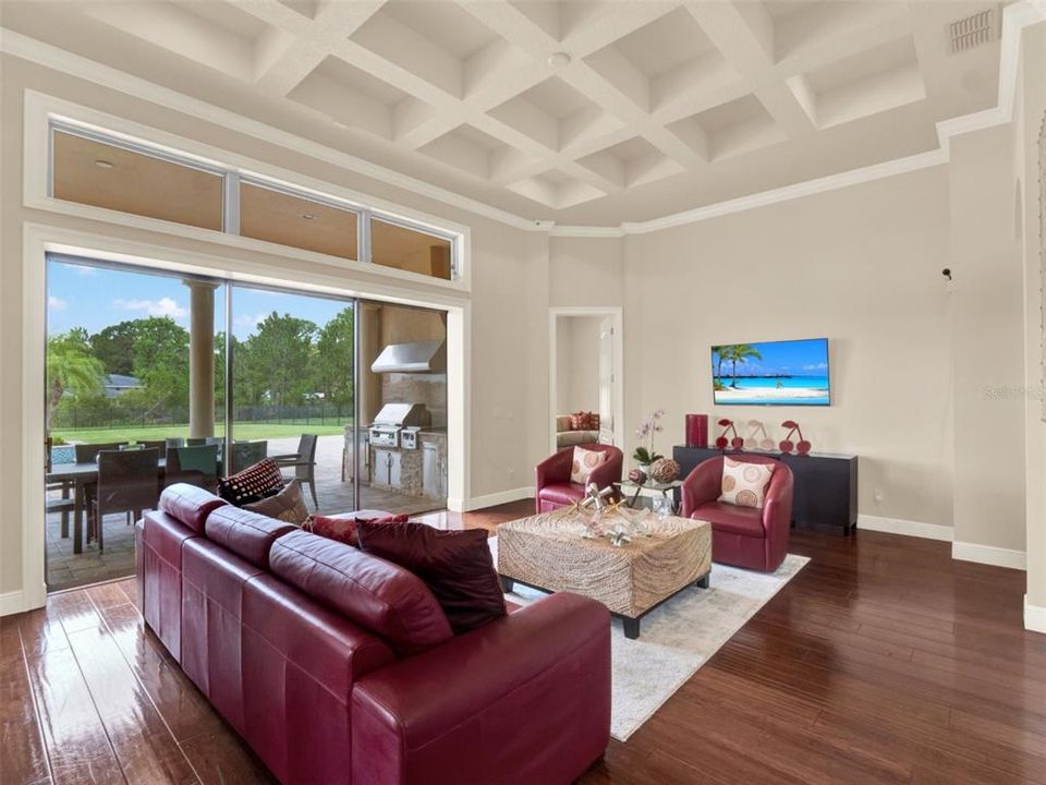 For Sale: $2,000,000 (5 beds, 5 baths, 5118 Square Feet)