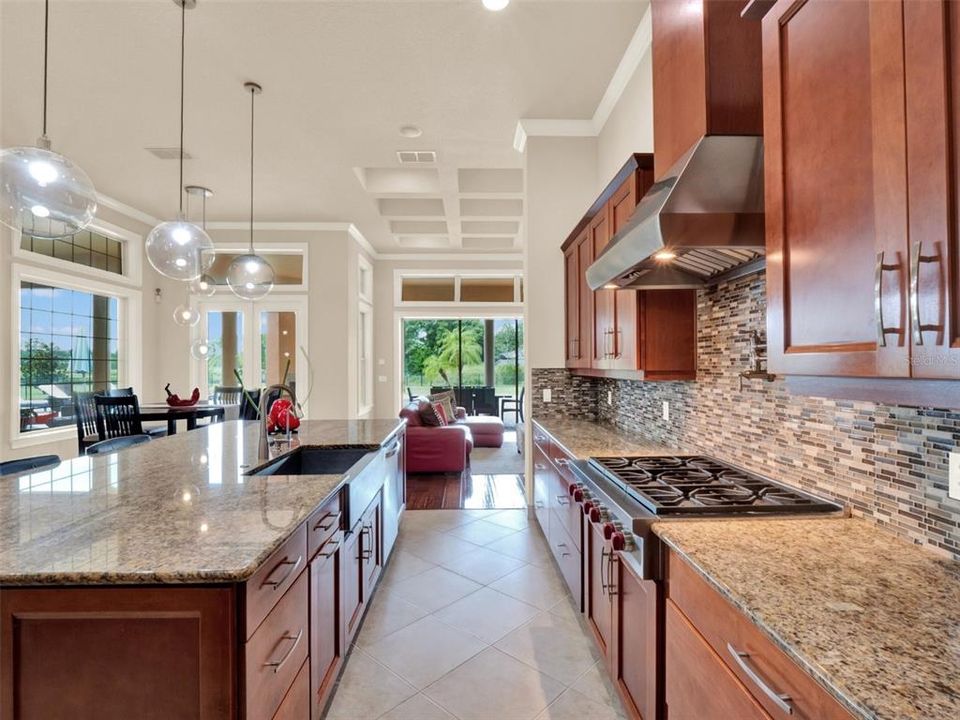 For Sale: $2,000,000 (5 beds, 5 baths, 5118 Square Feet)