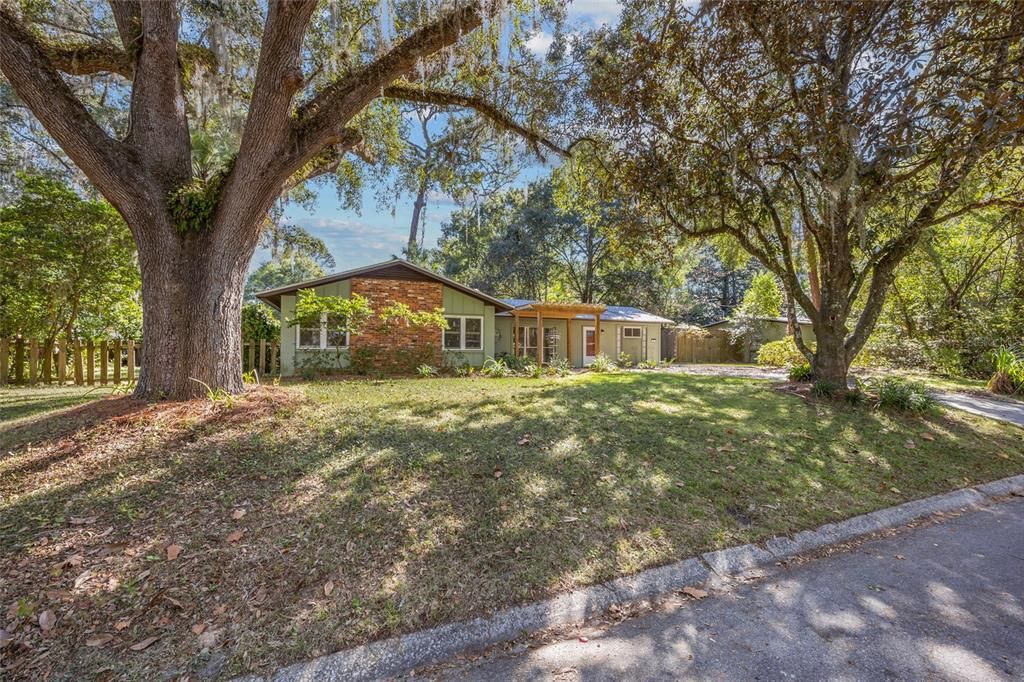 En Venta: $310,000 (3 camas, 2 baños, 1370 Pies cuadrados)