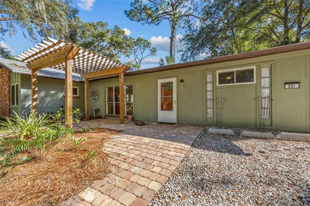 En Venta: $310,000 (3 camas, 2 baños, 1370 Pies cuadrados)