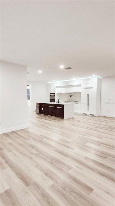 For Sale: $1,150,000 (4 beds, 3 baths, 2900 Square Feet)