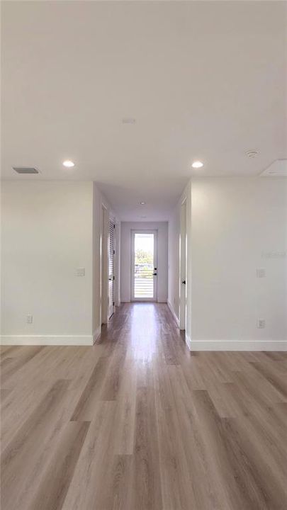 For Sale: $1,150,000 (4 beds, 3 baths, 2900 Square Feet)