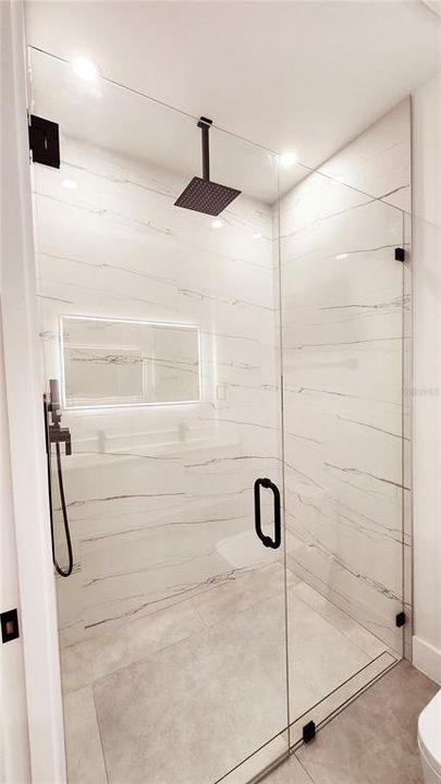 For Sale: $1,150,000 (4 beds, 3 baths, 2900 Square Feet)