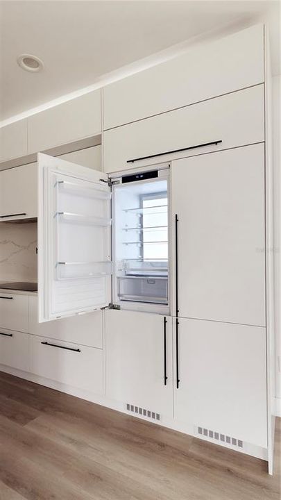 For Sale: $1,150,000 (4 beds, 3 baths, 2900 Square Feet)