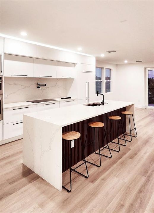 For Sale: $1,150,000 (4 beds, 3 baths, 2900 Square Feet)