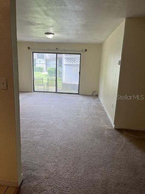 待售: $155,000 (3 贝兹, 2 浴室, 1149 平方英尺)