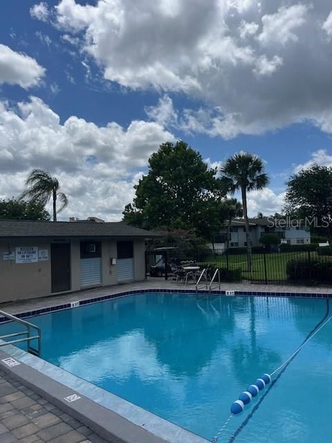 待售: $155,000 (3 贝兹, 2 浴室, 1149 平方英尺)