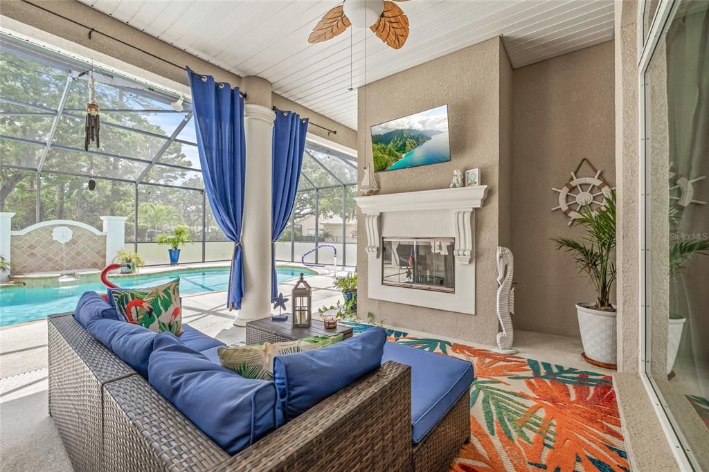 На продажу: $694,999 (3 спален, 2 ванн, 2748 Квадратных фут)