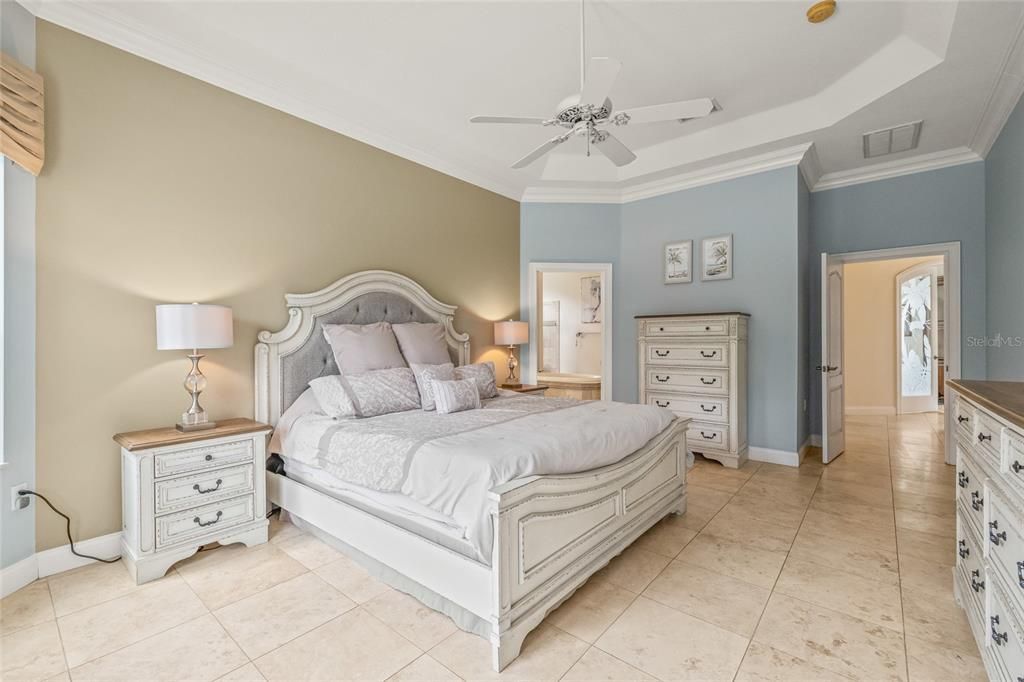 На продажу: $694,999 (3 спален, 2 ванн, 2748 Квадратных фут)