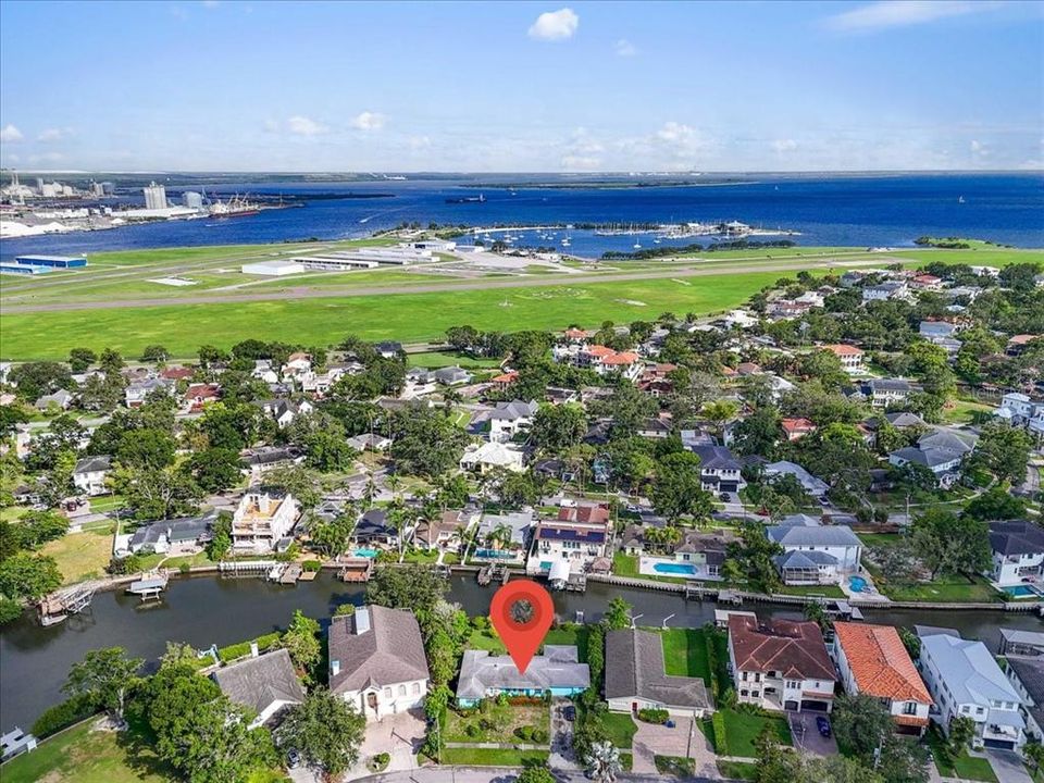 En Venta: $2,200,000 (0.32 acres)