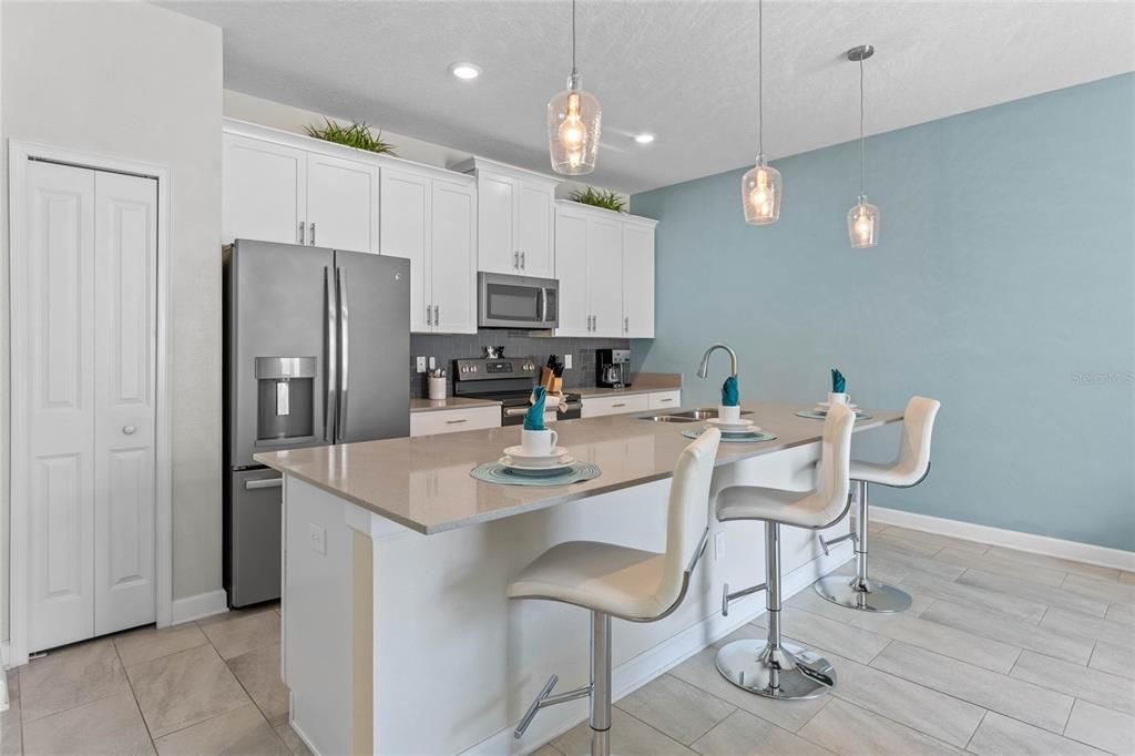 For Sale: $495,000 (4 beds, 3 baths, 1914 Square Feet)