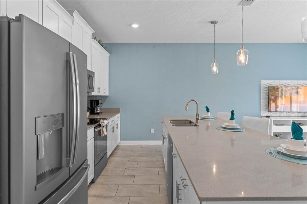 For Sale: $495,000 (4 beds, 3 baths, 1914 Square Feet)