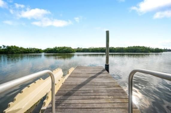 待售: $699,000 (3 贝兹, 2 浴室, 2467 平方英尺)