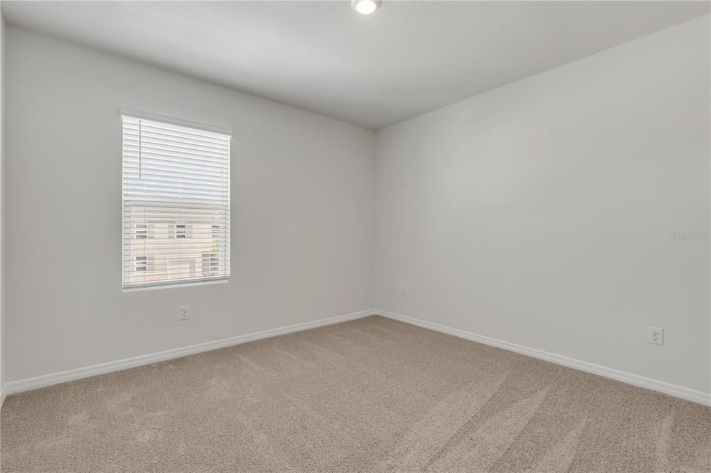 For Rent: $2,250 (3 beds, 2 baths, 1840 Square Feet)